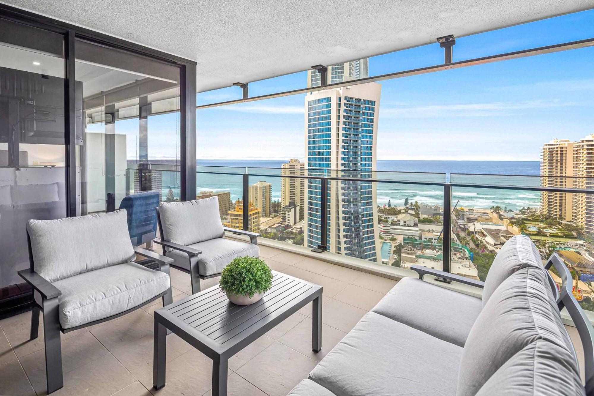 Holiday Holiday Circle On Cavill Apartments Gold Coast Værelse billede
