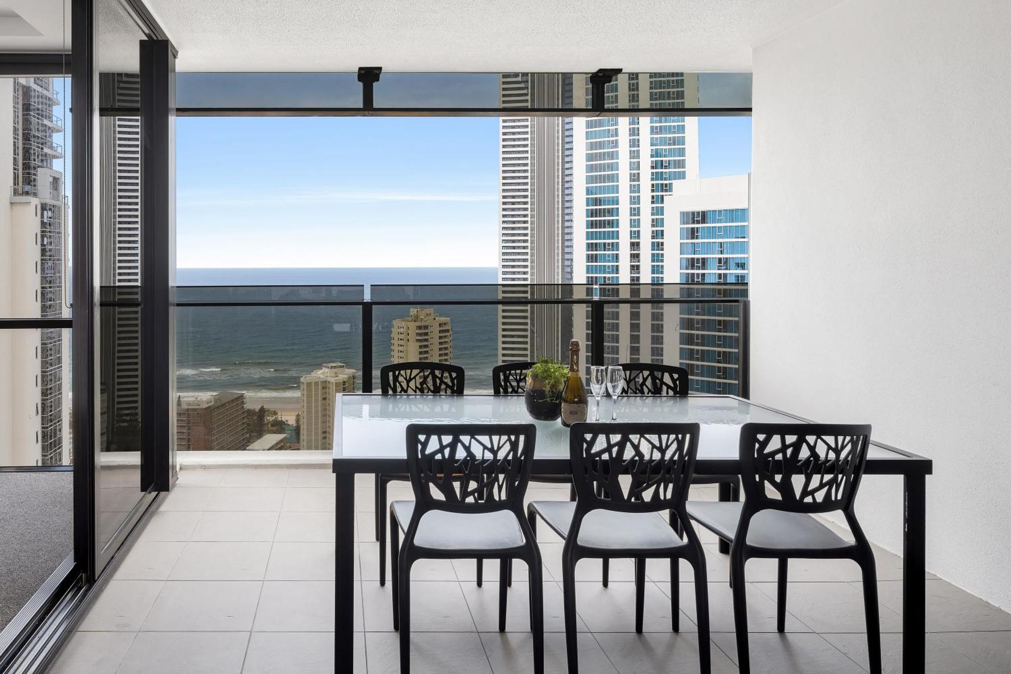 Holiday Holiday Circle On Cavill Apartments Gold Coast Værelse billede