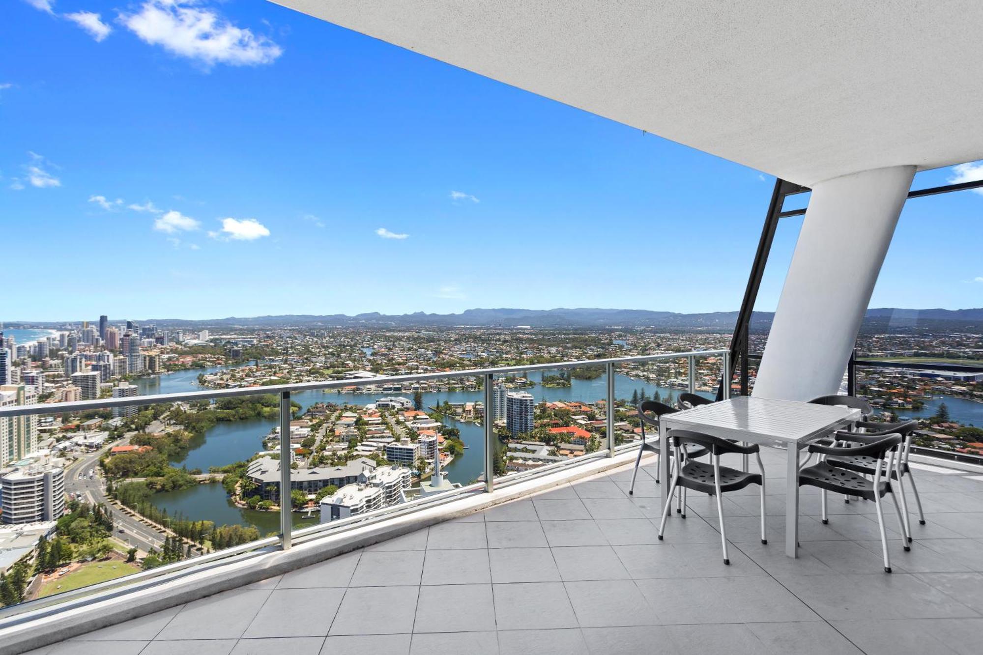 Holiday Holiday Circle On Cavill Apartments Gold Coast Værelse billede
