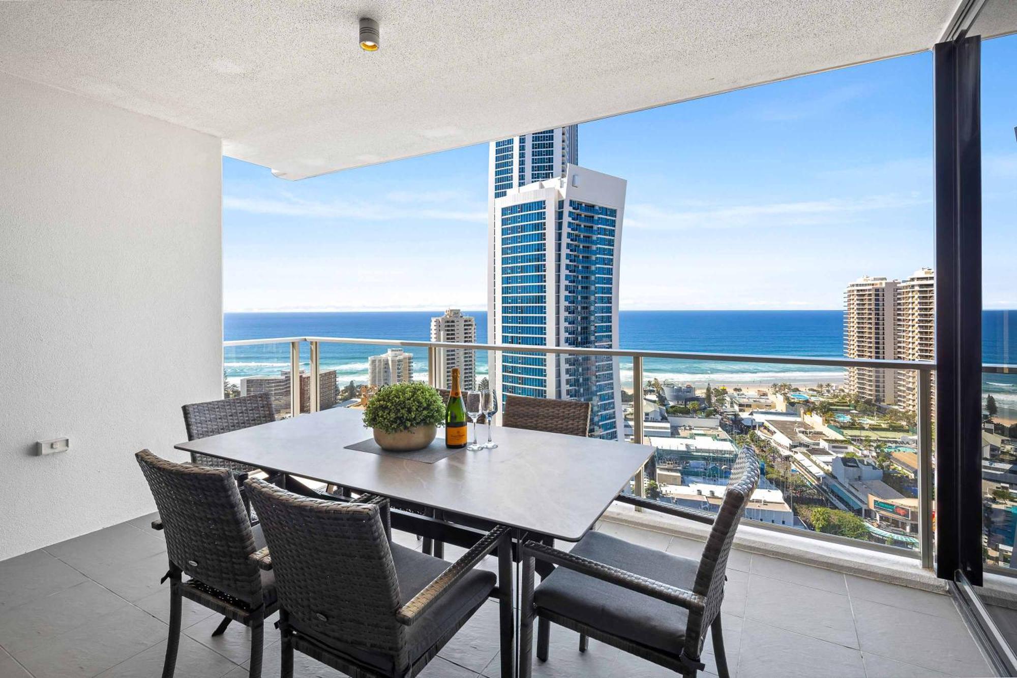 Holiday Holiday Circle On Cavill Apartments Gold Coast Værelse billede
