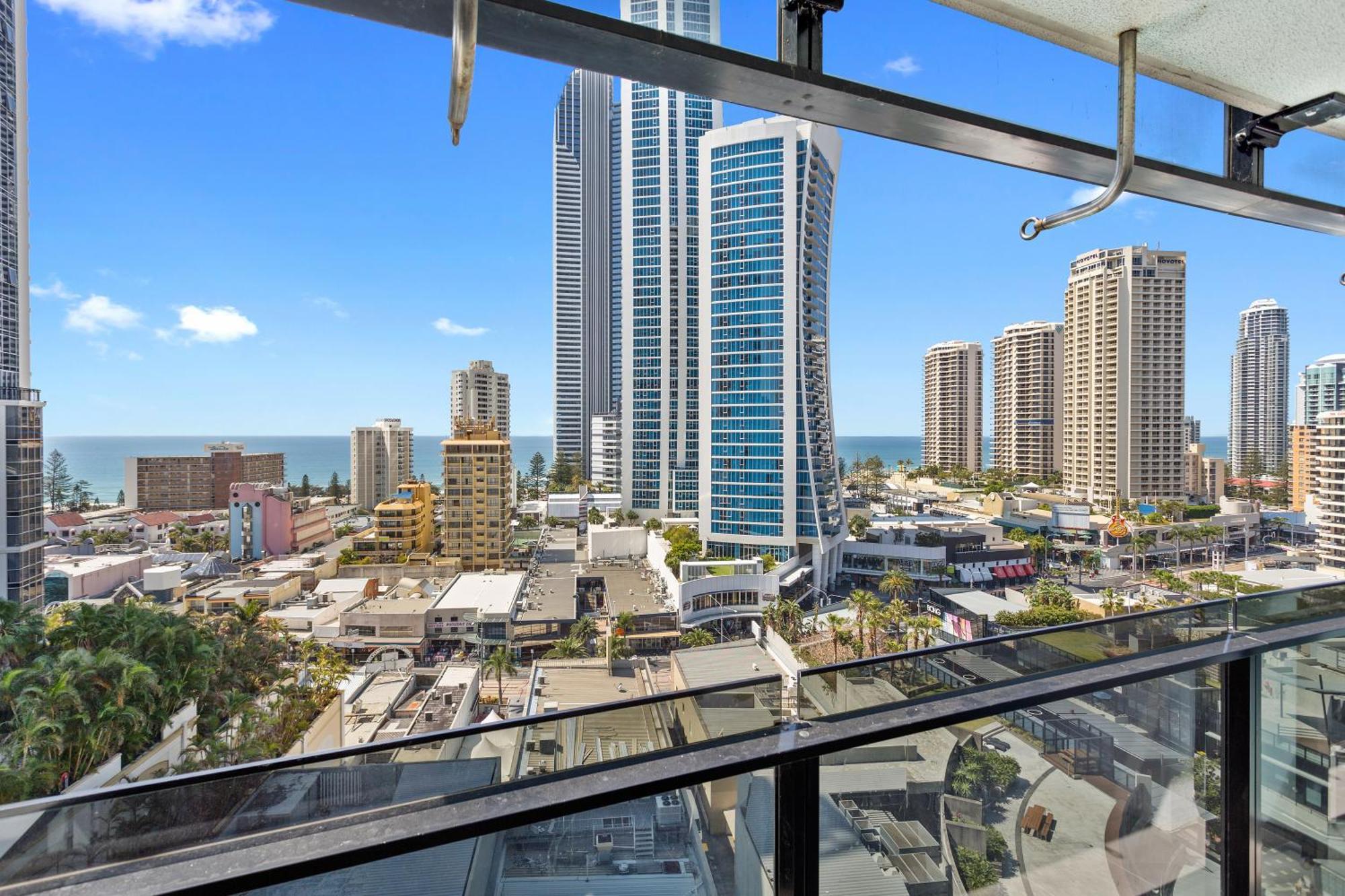 Holiday Holiday Circle On Cavill Apartments Gold Coast Værelse billede