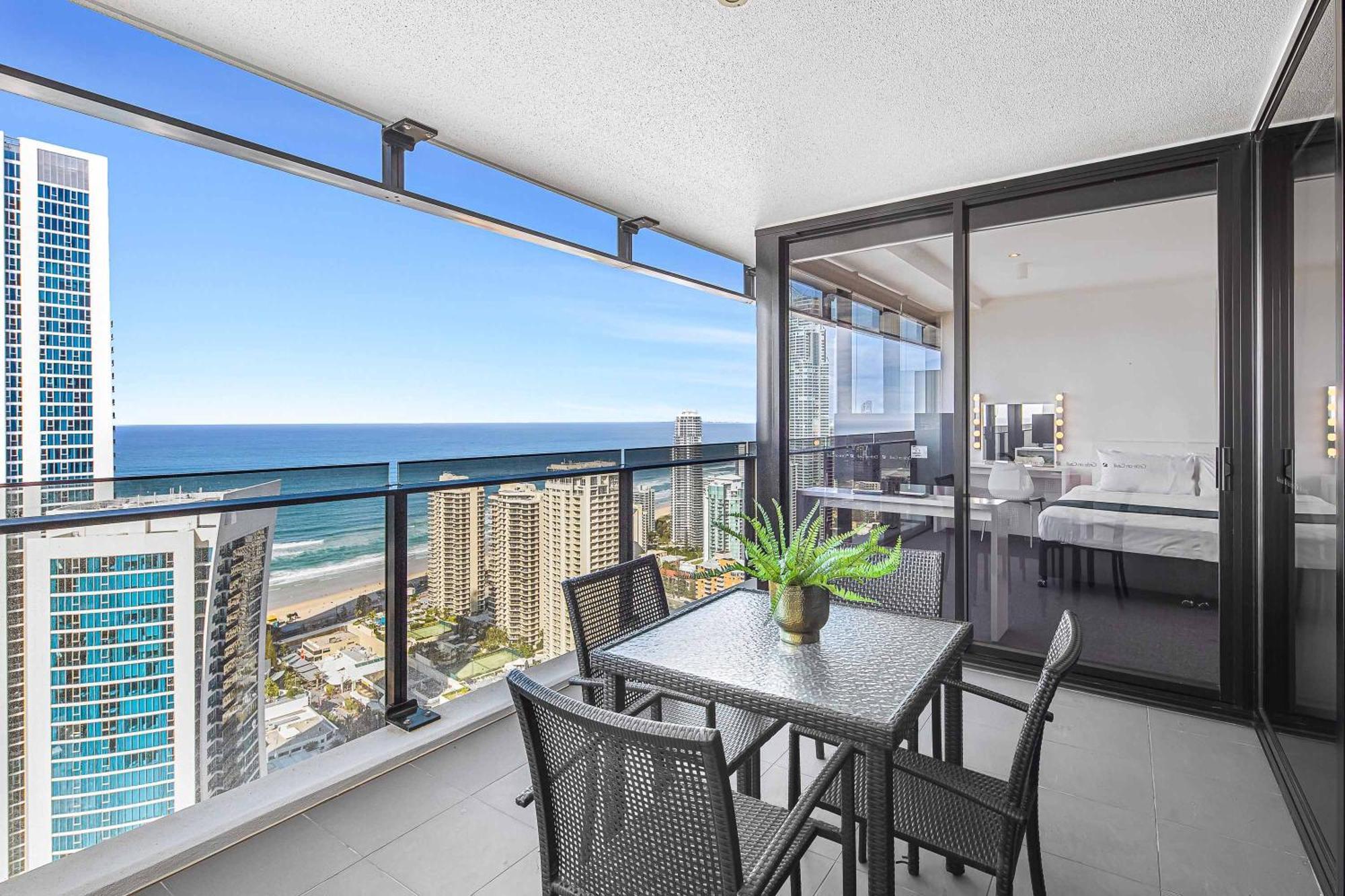 Holiday Holiday Circle On Cavill Apartments Gold Coast Værelse billede